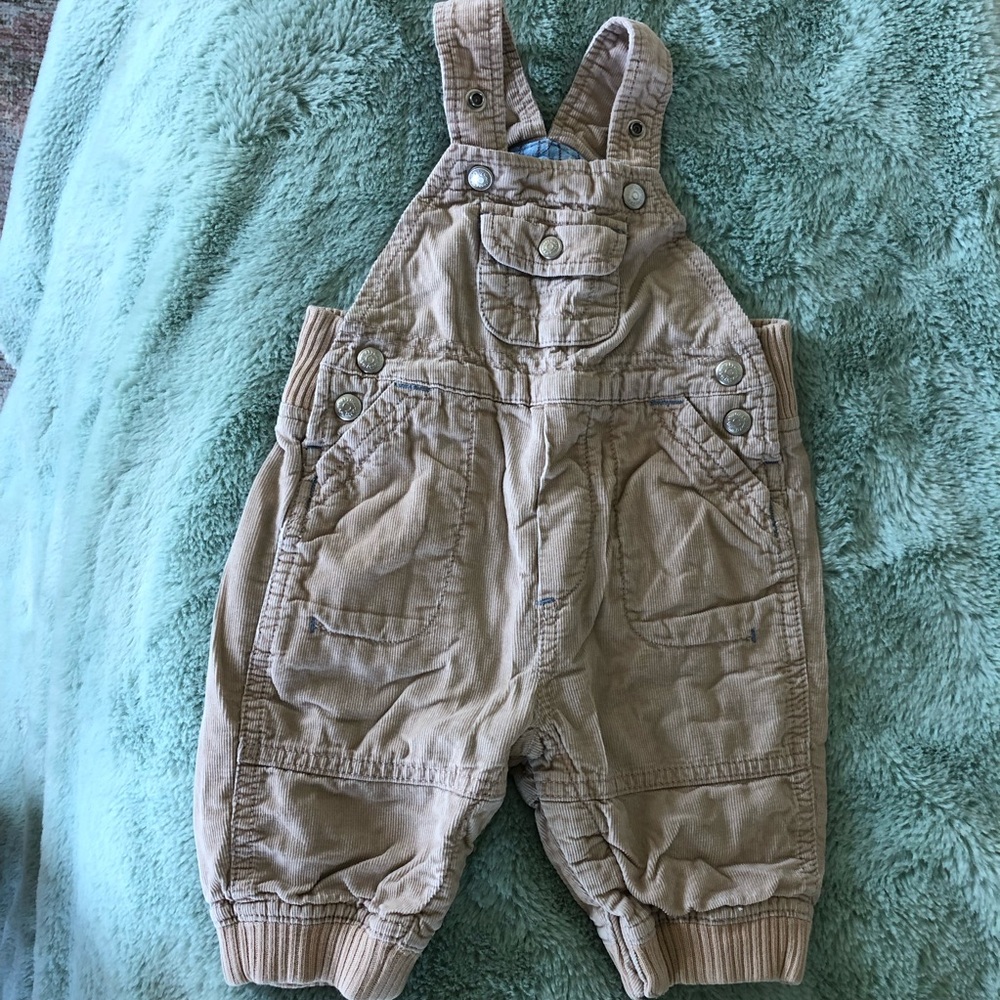 Baby Gap.. newborn up to 3 months tan corduroy lined overalls